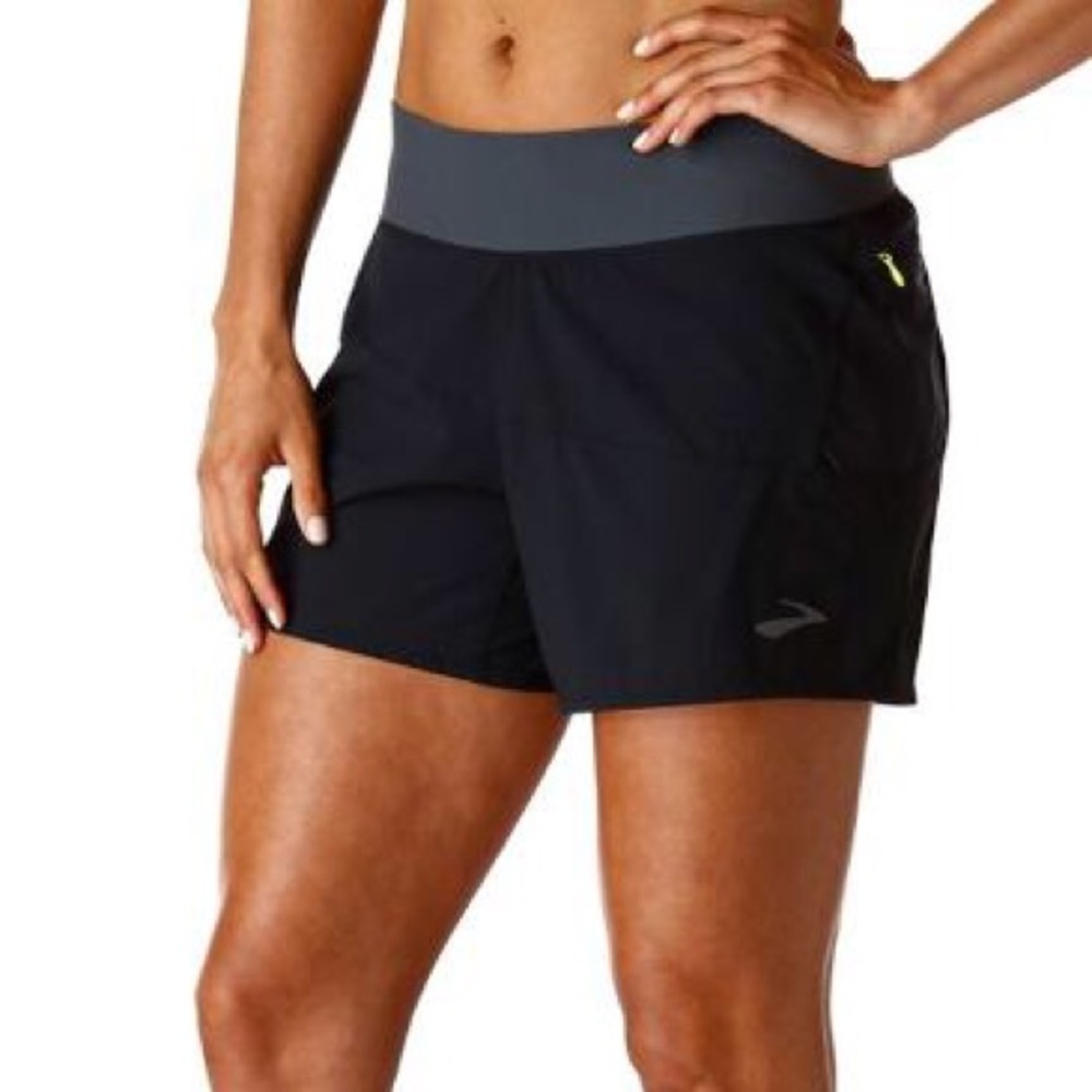 Brooks cascades Shorts 5”